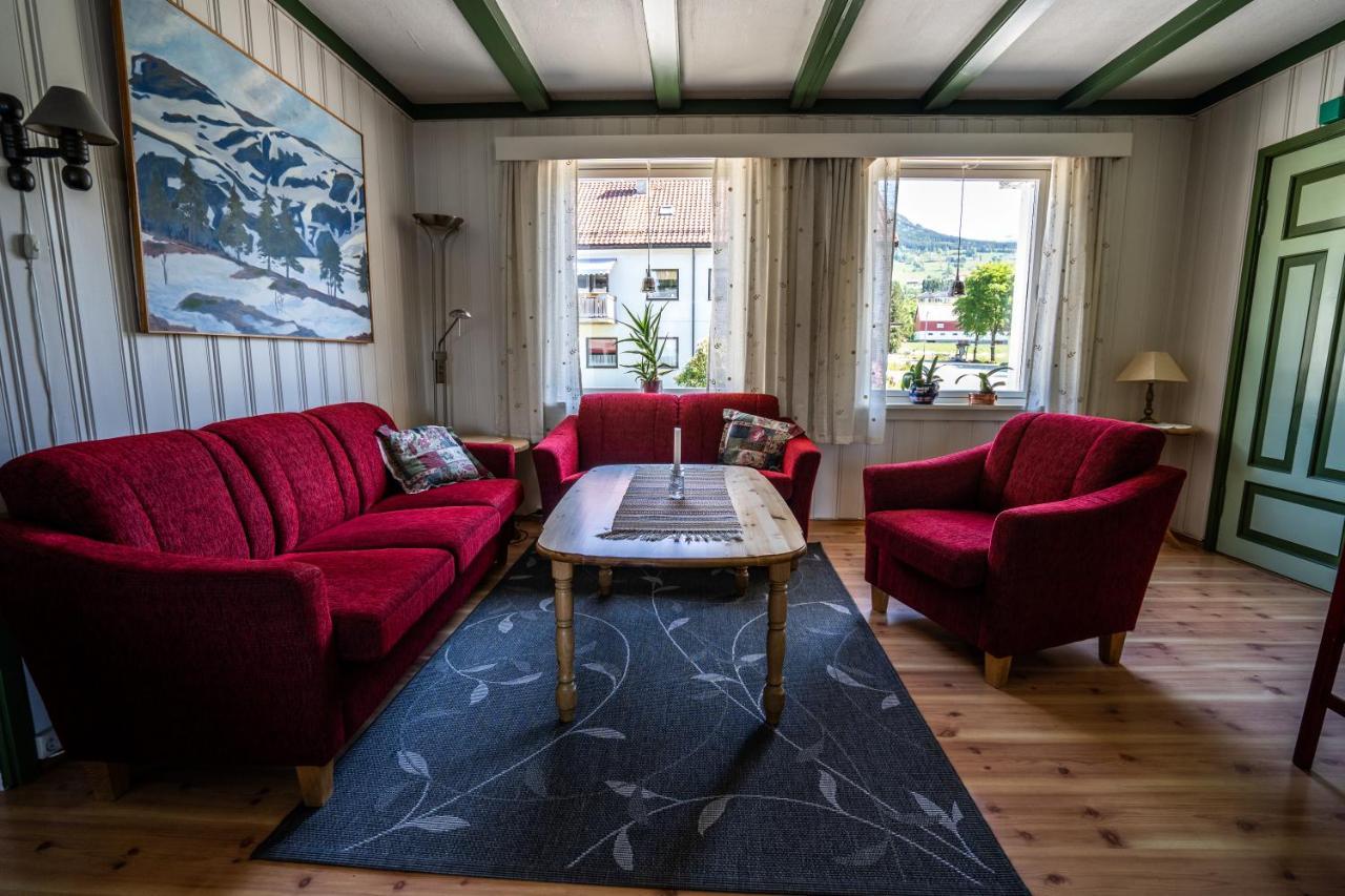 Innvik Fjordhotell Экстерьер фото